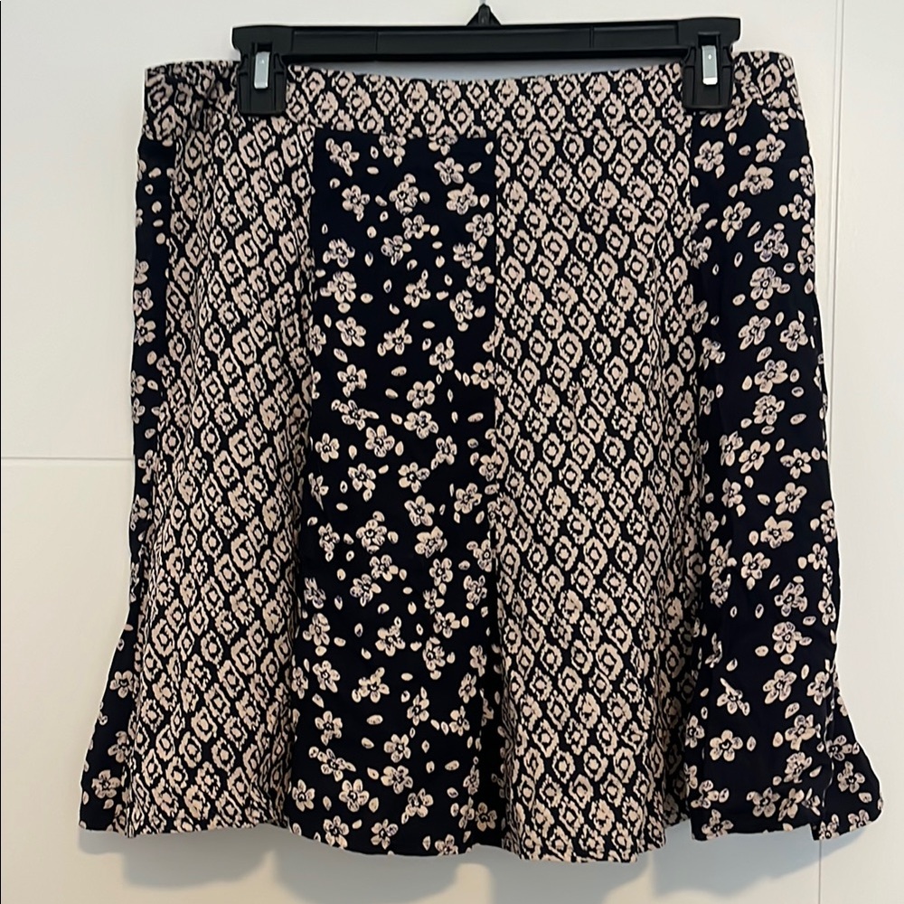 Floral Patterned Francesca’s Women's Skirt
